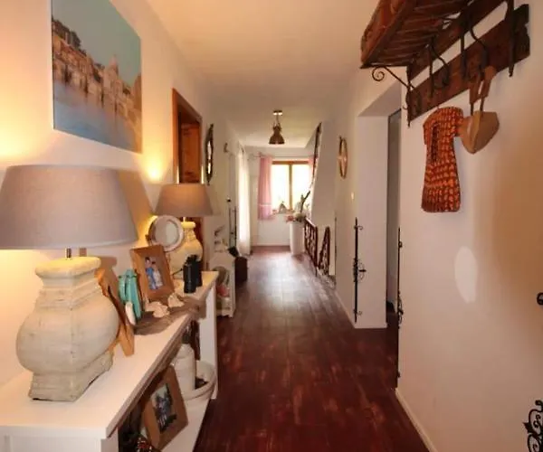 招待所 Gaestehaus Schmitt Lähn