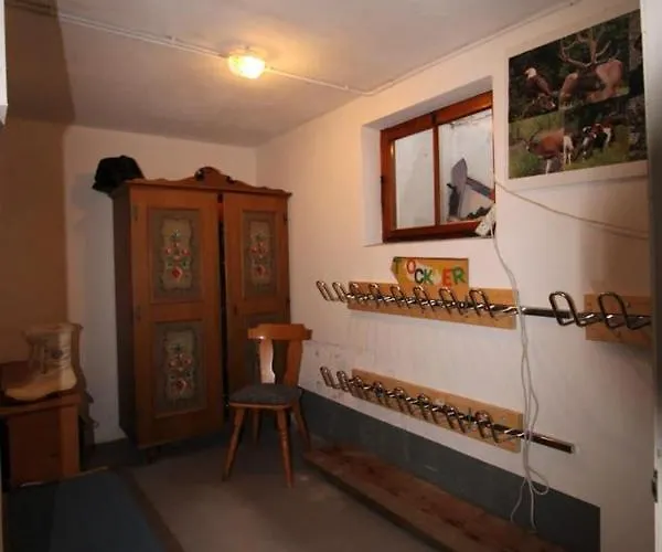 招待所 Gaestehaus Schmitt Lähn