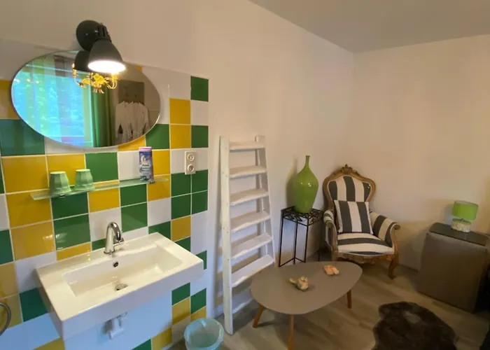 Gaestehaus Schmitt بيت ضيافة *