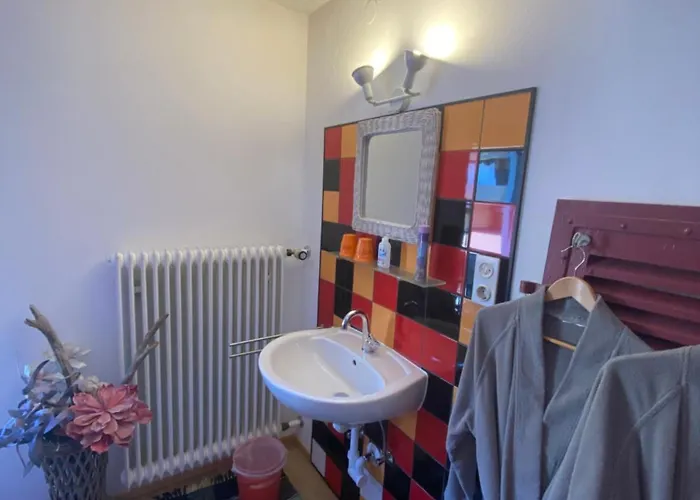 Gaestehaus Schmitt Lähn