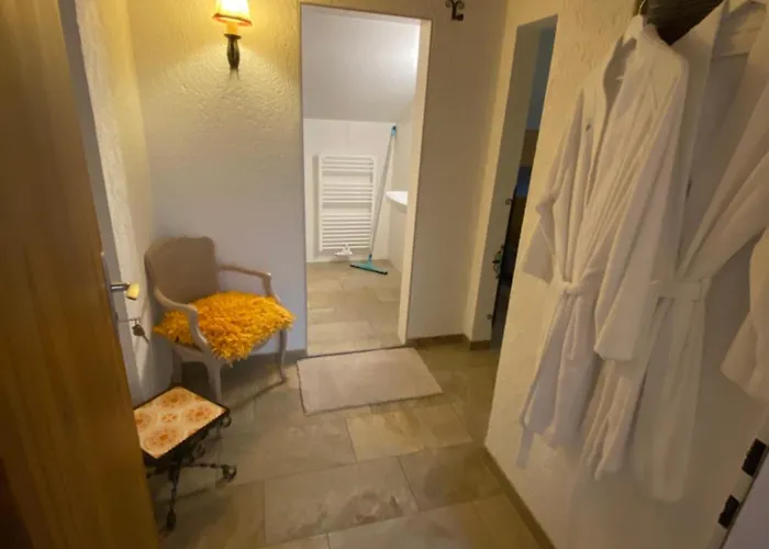 招待所 Gaestehaus Schmitt