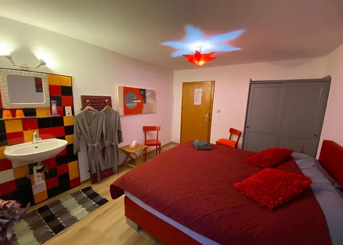 Gaestehaus Schmitt Lähn